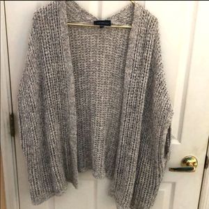 LANE BRYANT EUC gray sweater vest cardigan 22-24